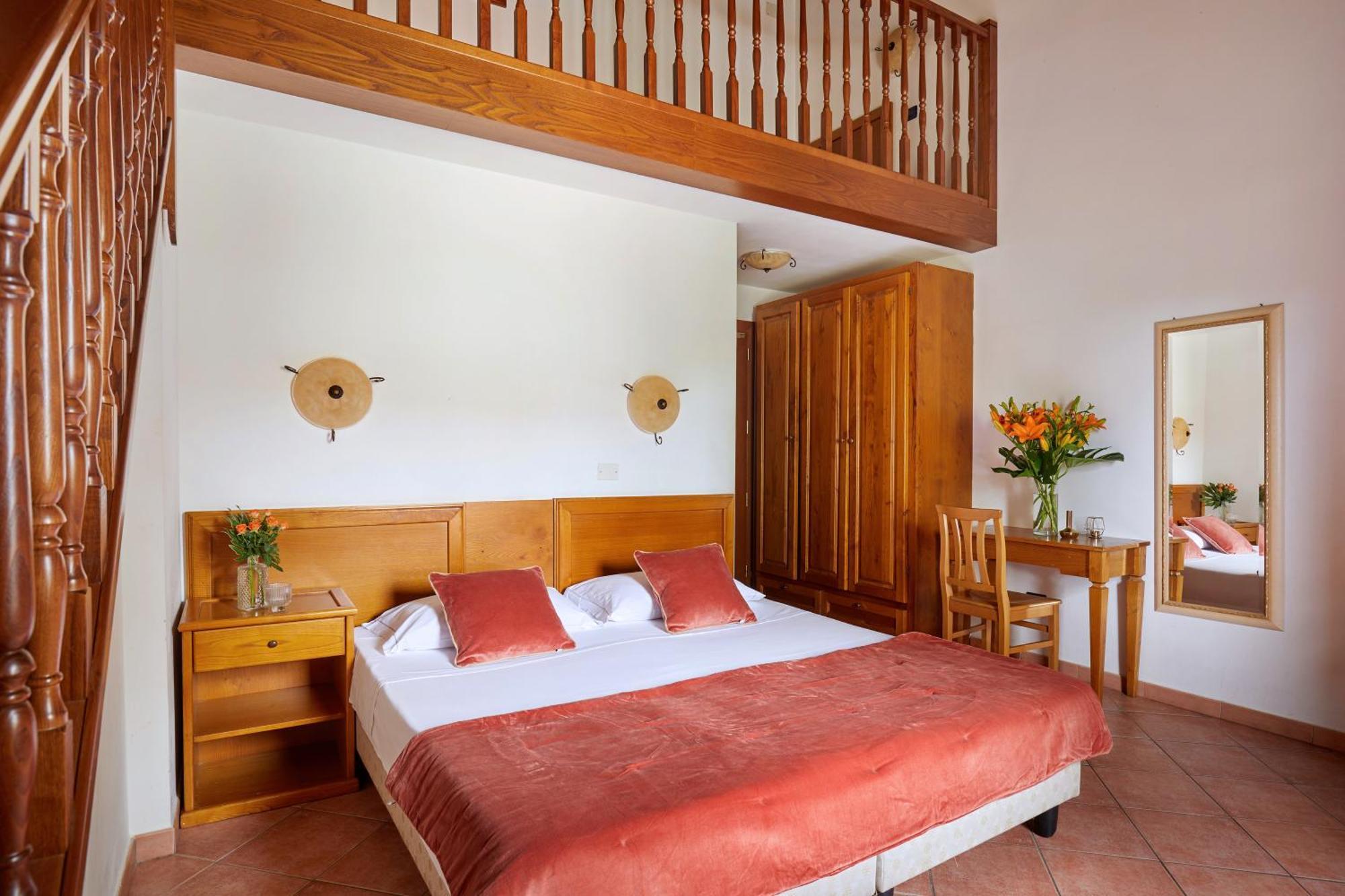 Relais Belvedere Монтекатини Вал ди Чечина Стая снимка