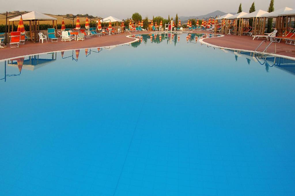 Relais Belvedere Монтекатини Вал ди Чечина Екстериор снимка